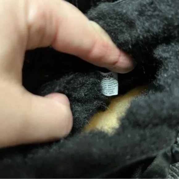 PAWZ by Bearpaw Black Bow Leather Boots Girls Size 13 - Picture 6 of 7